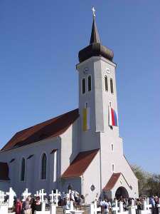 450px-Ralbitz_Church_Easter_Sunday
