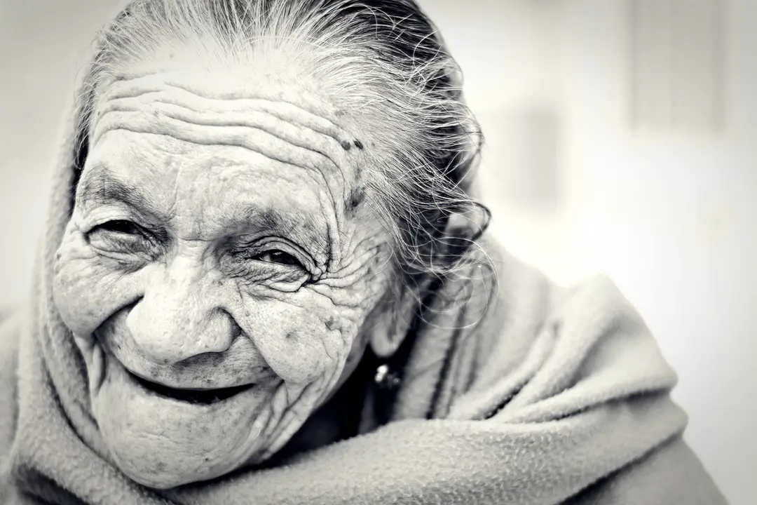 Old woman, faith of sarah