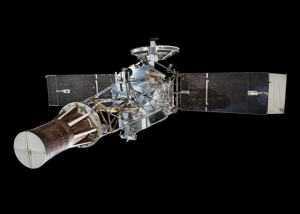 Engineering model of the Mariner 1 in 1962
